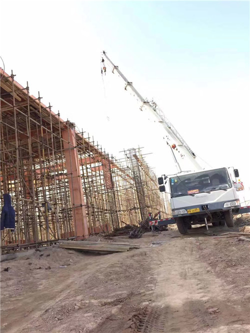 隆子县吊车作业的安全注意事项有哪些？